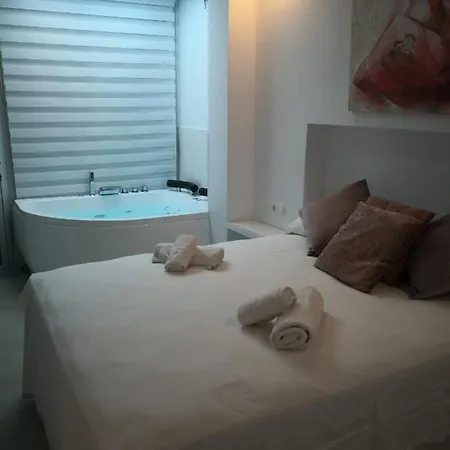 Blue Horizon Luxury Апартаменты Нерха