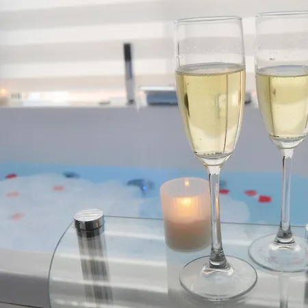 Blue Horizon Luxury דירה נרחה